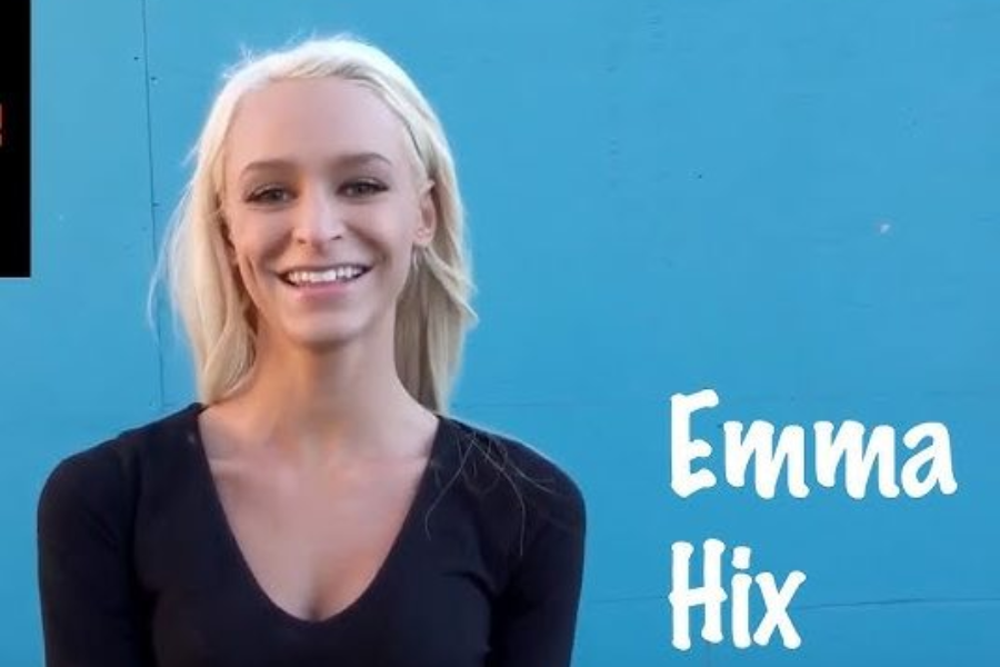 Emma Hix Age
